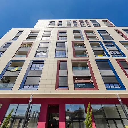 Metropolitan Living 1br Balcony By Pikhost * Tirana